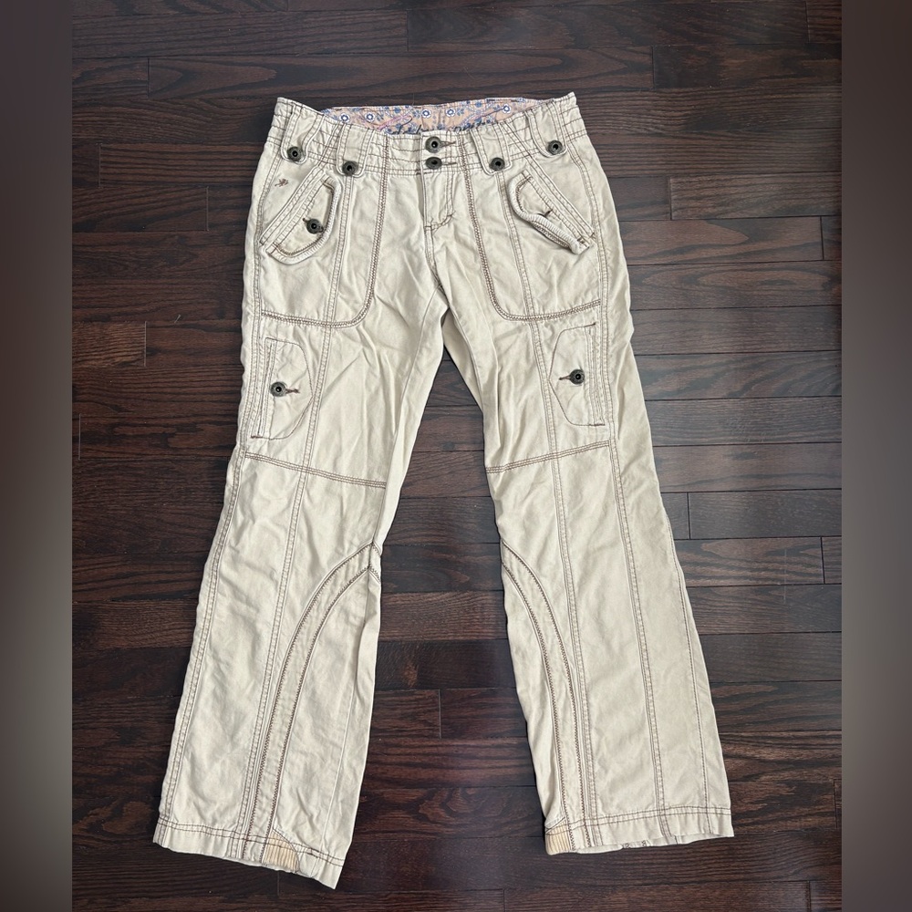Y2K Low Rise Tan Cargo Pants by Esprit